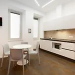 Station Modern * Trieszt