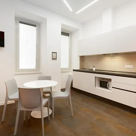 Station Modern * Trieszt