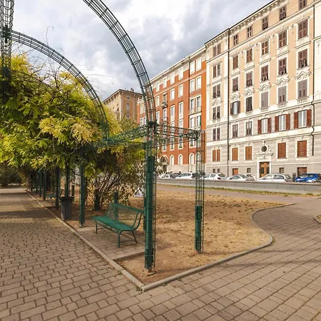 Station Modern Apartman Trieszt